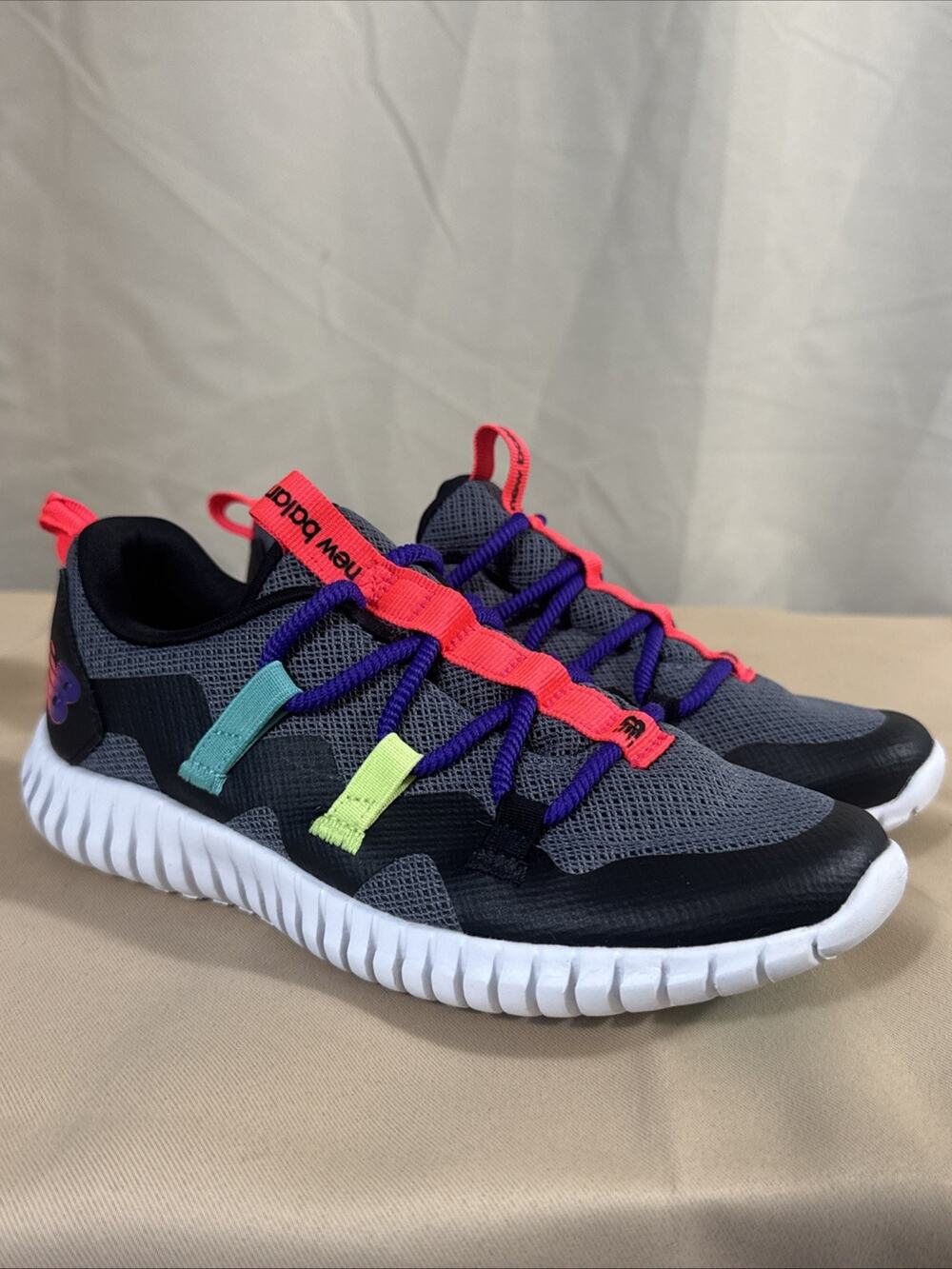 New Balance Kids Size 2 Black Gray Neon Athletic Sneakers Running Shoes